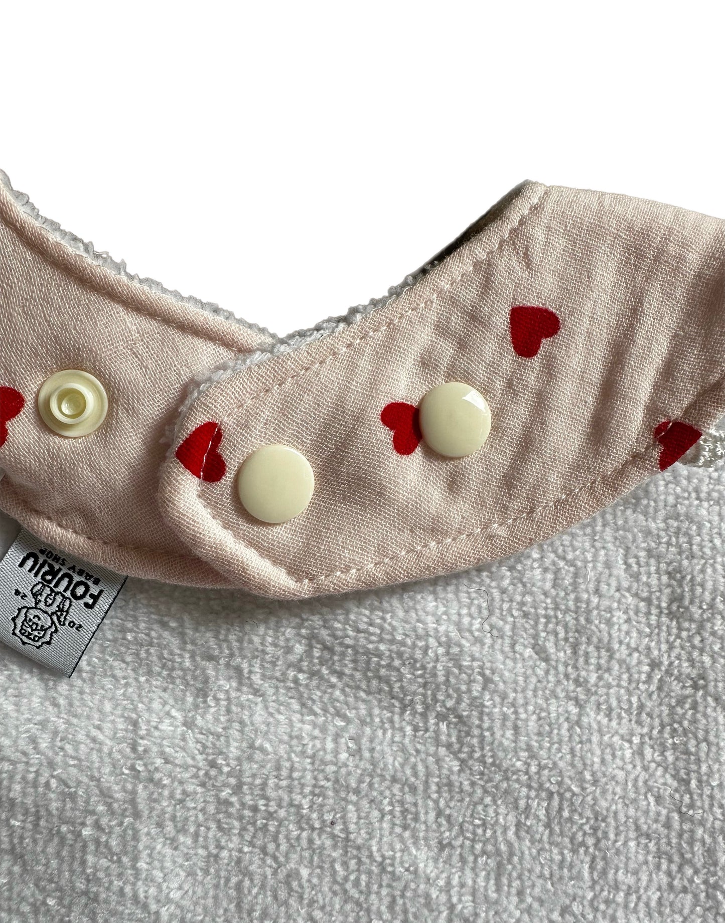 Sofia Laced Bib- Pink Hearts Set | Fouriu