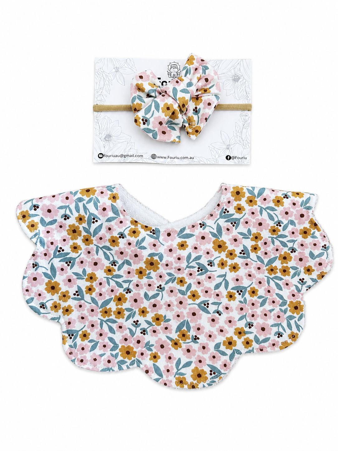 Daisy Daze Scallop Bib and Bow Set | Fouriu