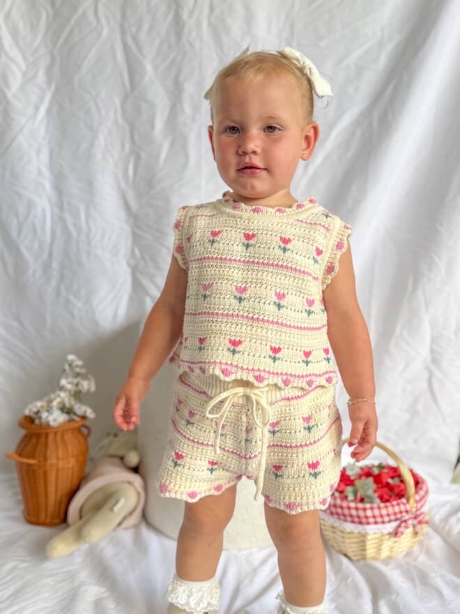 Sprout Top and Shorts Set- size 7-8 years