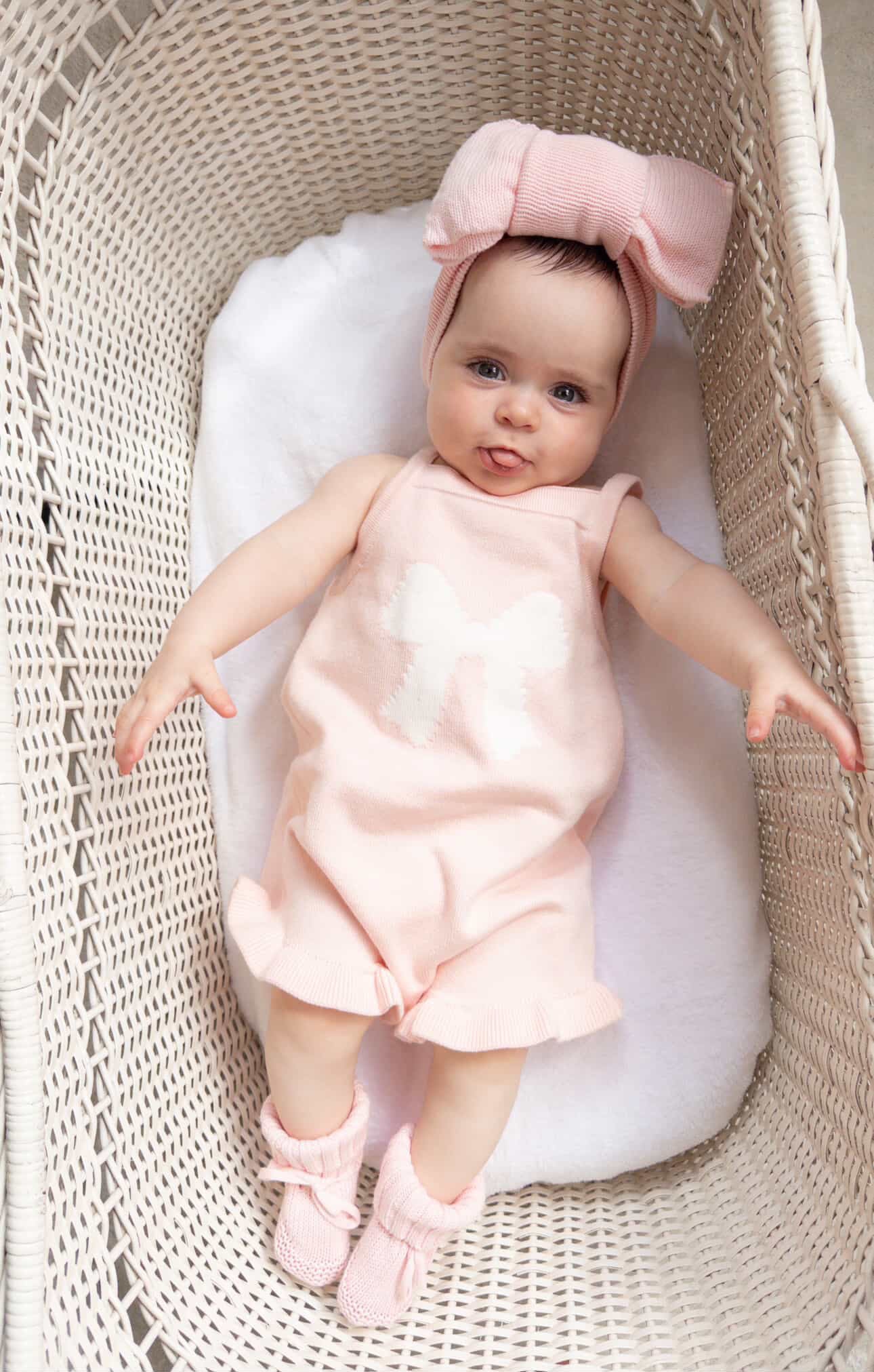 Beautiful Bow Romper Pink- Size 00